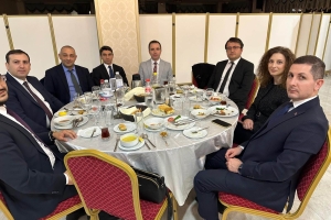 Maliye Denetim Elemanları Derneği tarafından düzenlenen “Ankara İftar Yemeği Programı”, Sayıştay Gölbaşı Sosyal Tesisleri’nde 12 Mart 2026 tarihinde gerçekleştirilmiştir.