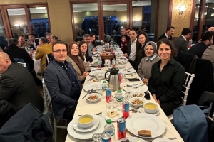 Maliye Denetim Elemanları Derneği tarafından tertip edilen "İstanbul İftar Yemeği" programı, Üsküdar SGK Sosyal Tesislerinde 27 Şubat 2026 tarihinde gerçekleştirilmiştir.